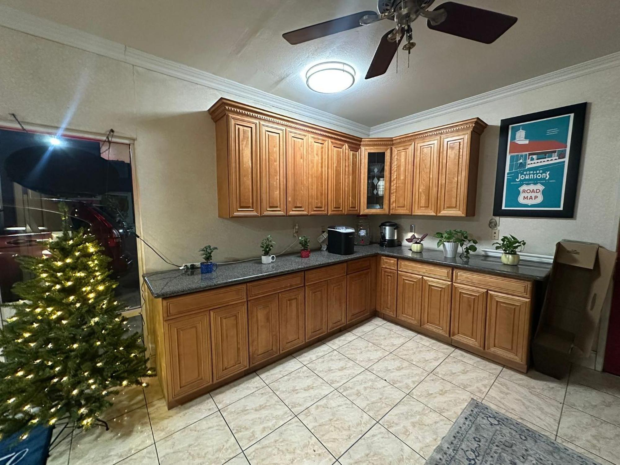 Howard Johnson By Wyndham Bakersfield Extérieur photo